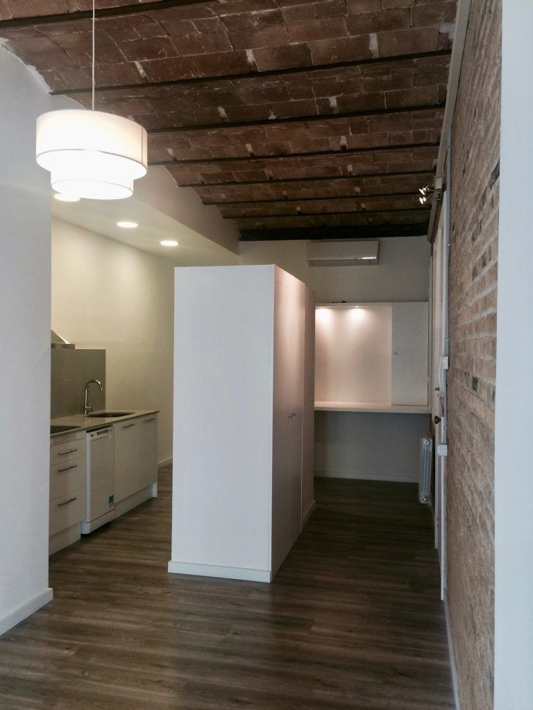 REFORMA HABITATGE C/ SEPULVEDA BARCELONA