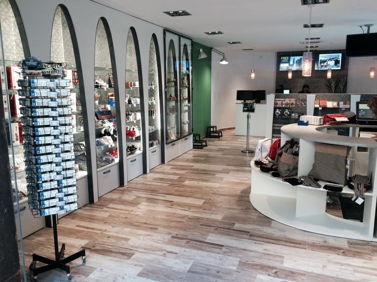STORE REMEMBER ME PUEBLO ESPAÑOL BARCELONA